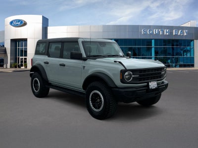 2023 Ford Bronco Base