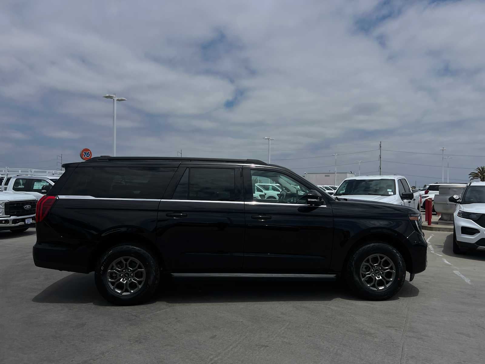 2026 Ford Expedition Max Active