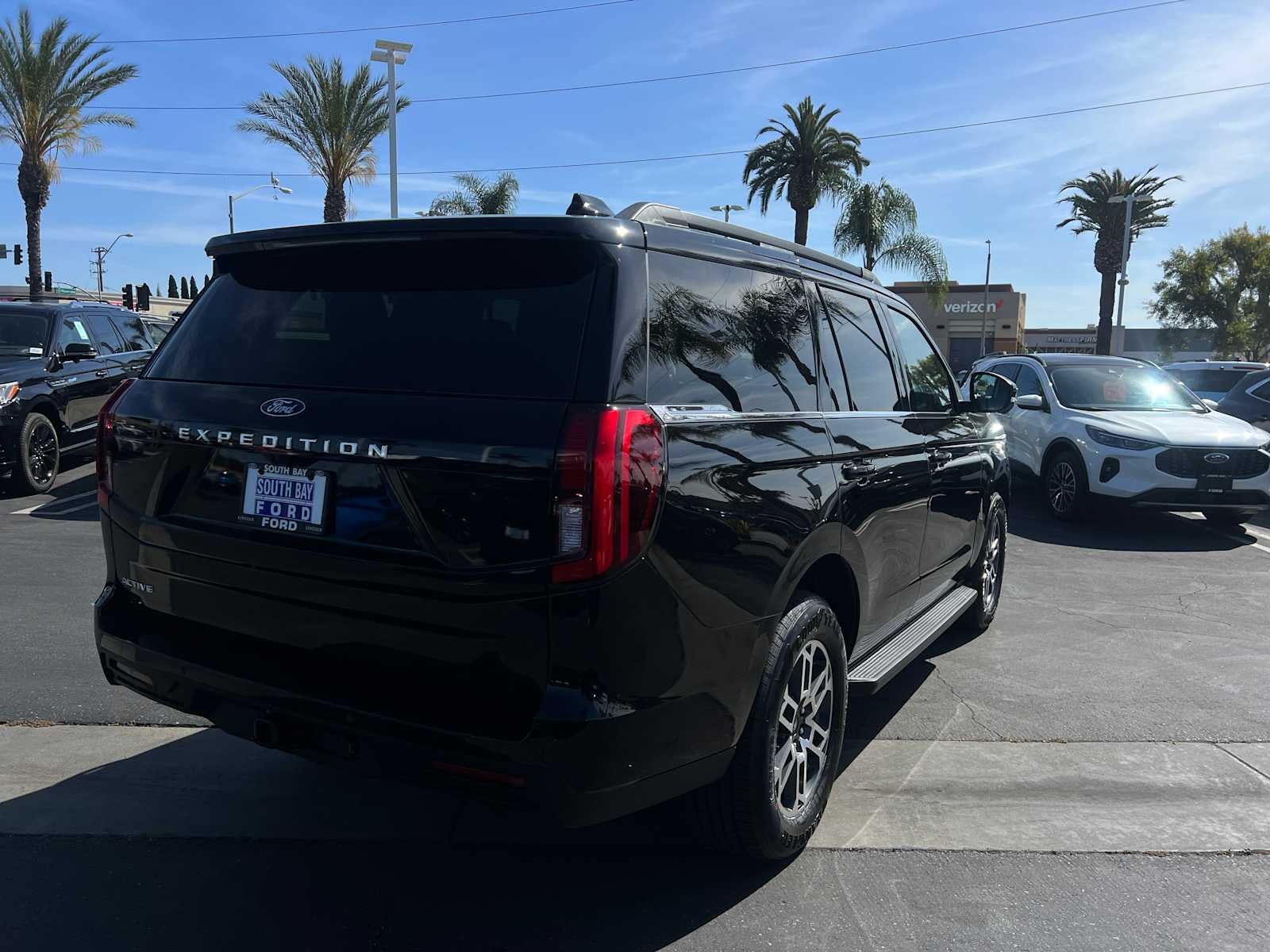 2026 Ford Expedition Active