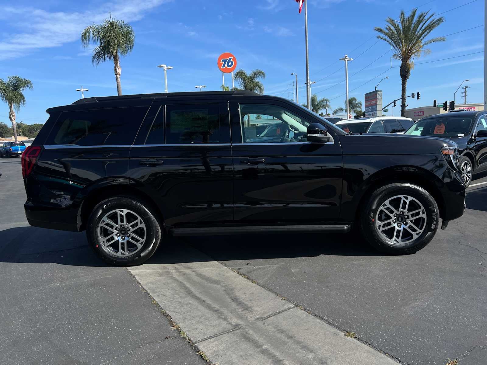 2026 Ford Expedition Active