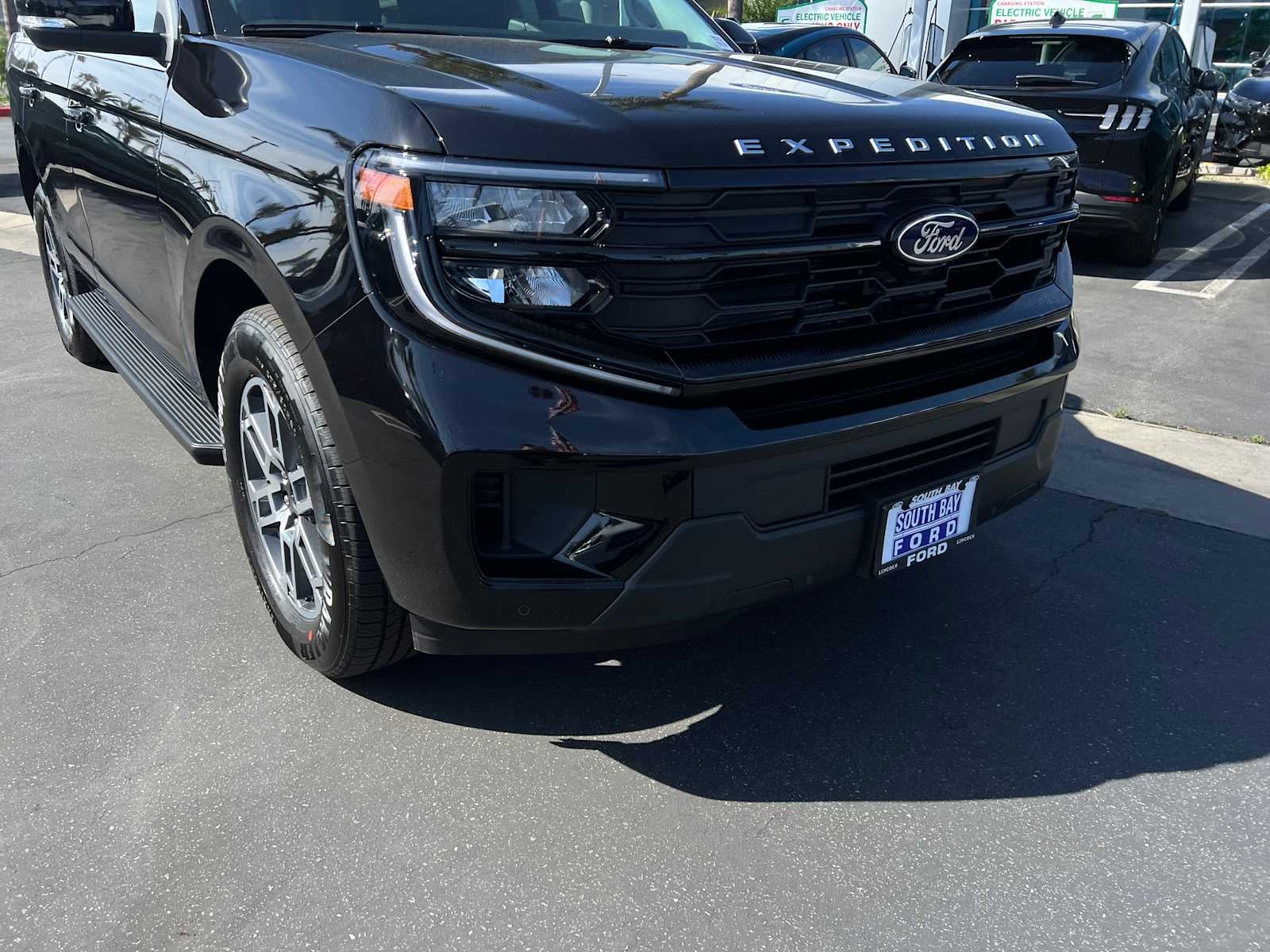 2026 Ford Expedition Active