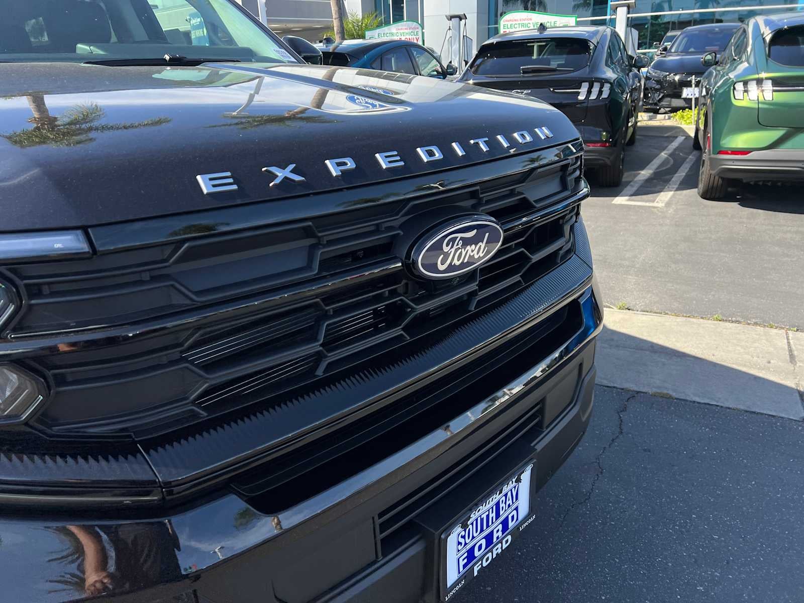 2026 Ford Expedition Active