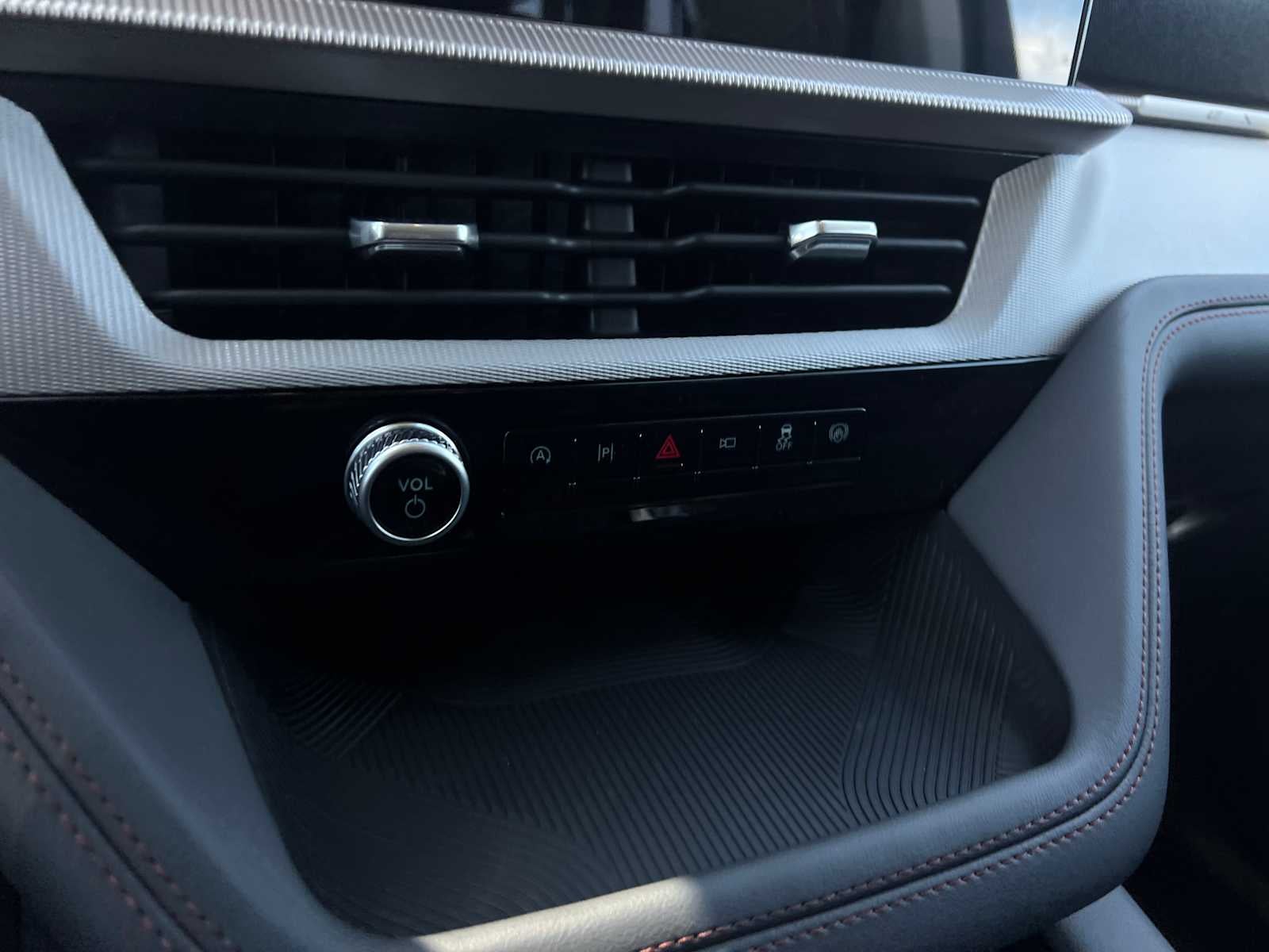 2026 Ford Explorer Active 100A