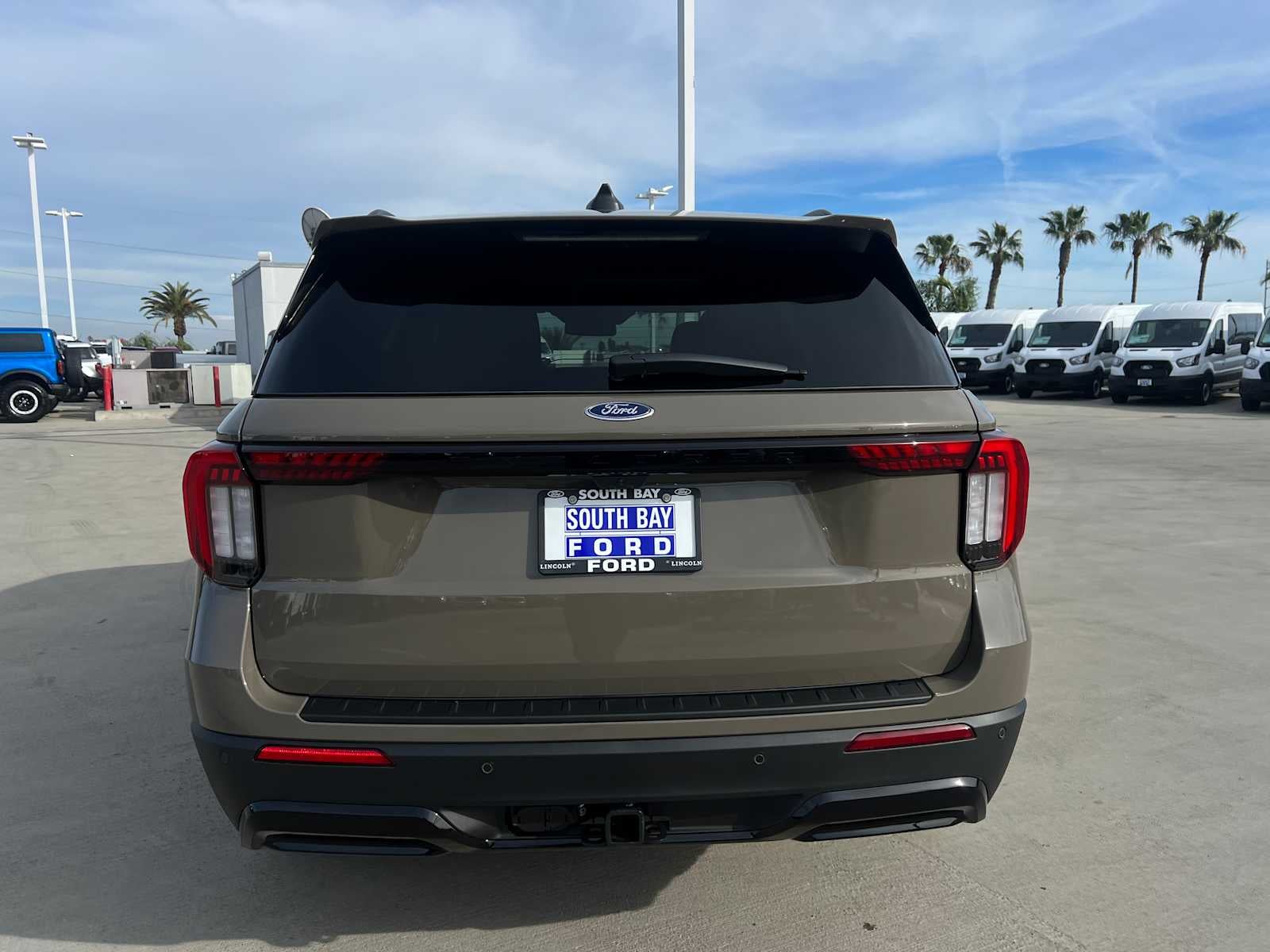 2026 Ford Explorer ST-Line