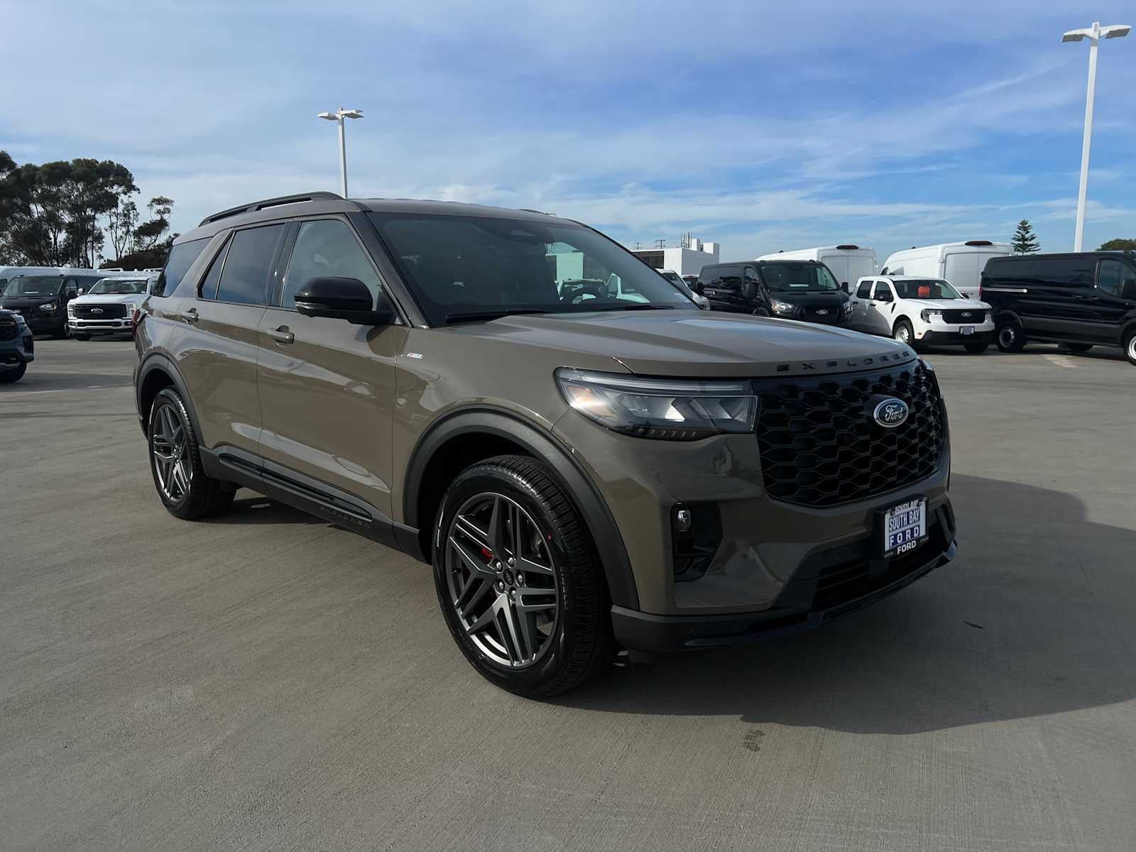 2026 Ford Explorer ST-Line