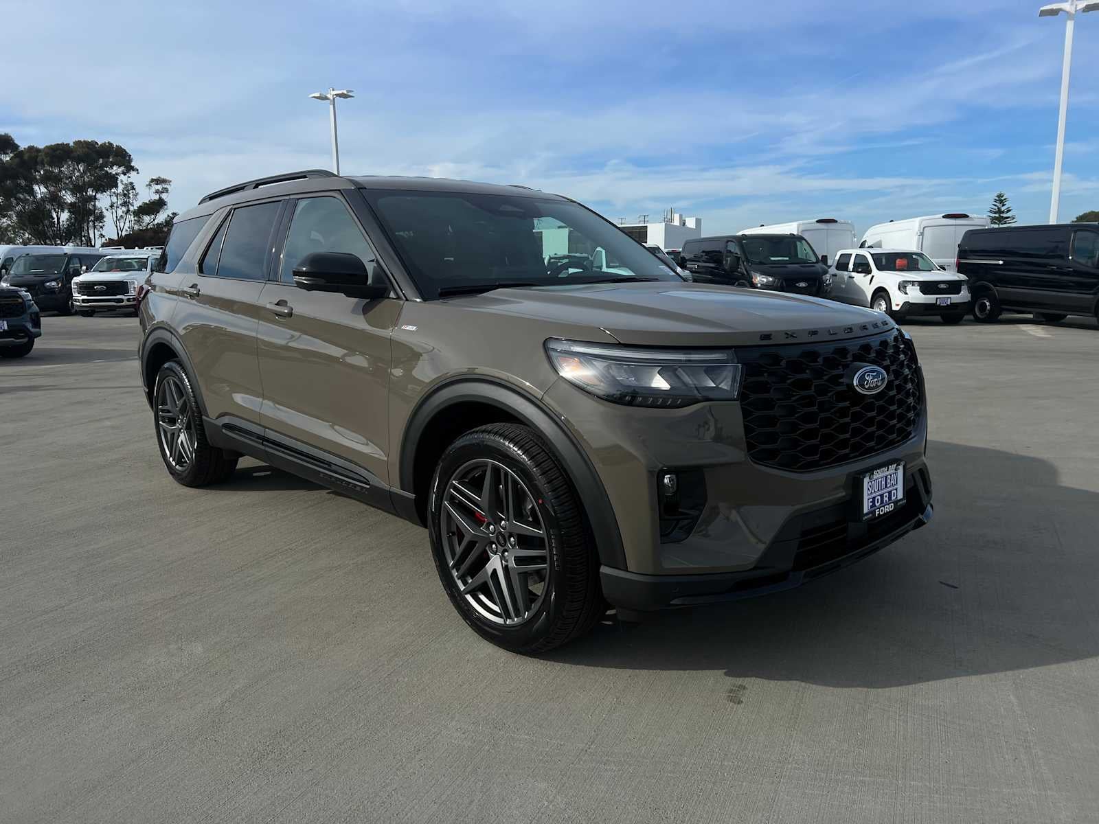 2026 Ford Explorer ST-Line