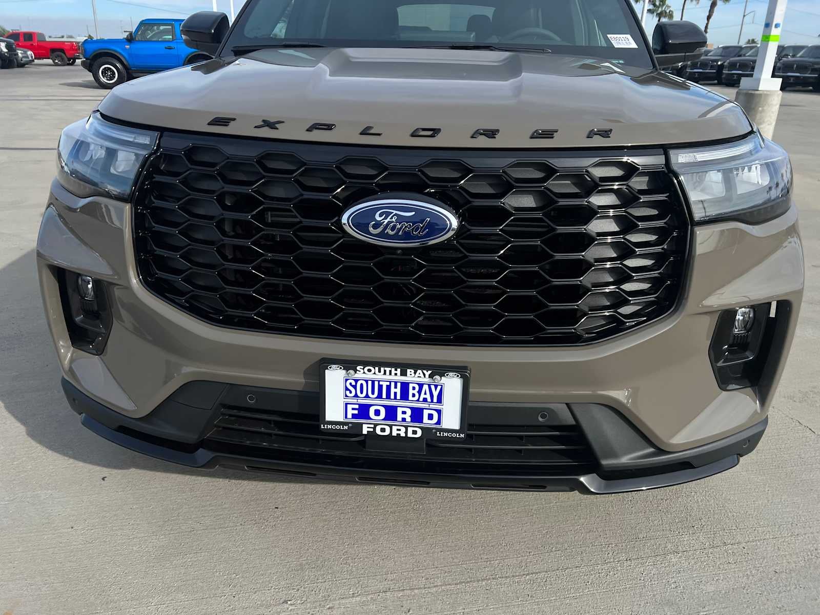 2026 Ford Explorer ST-Line