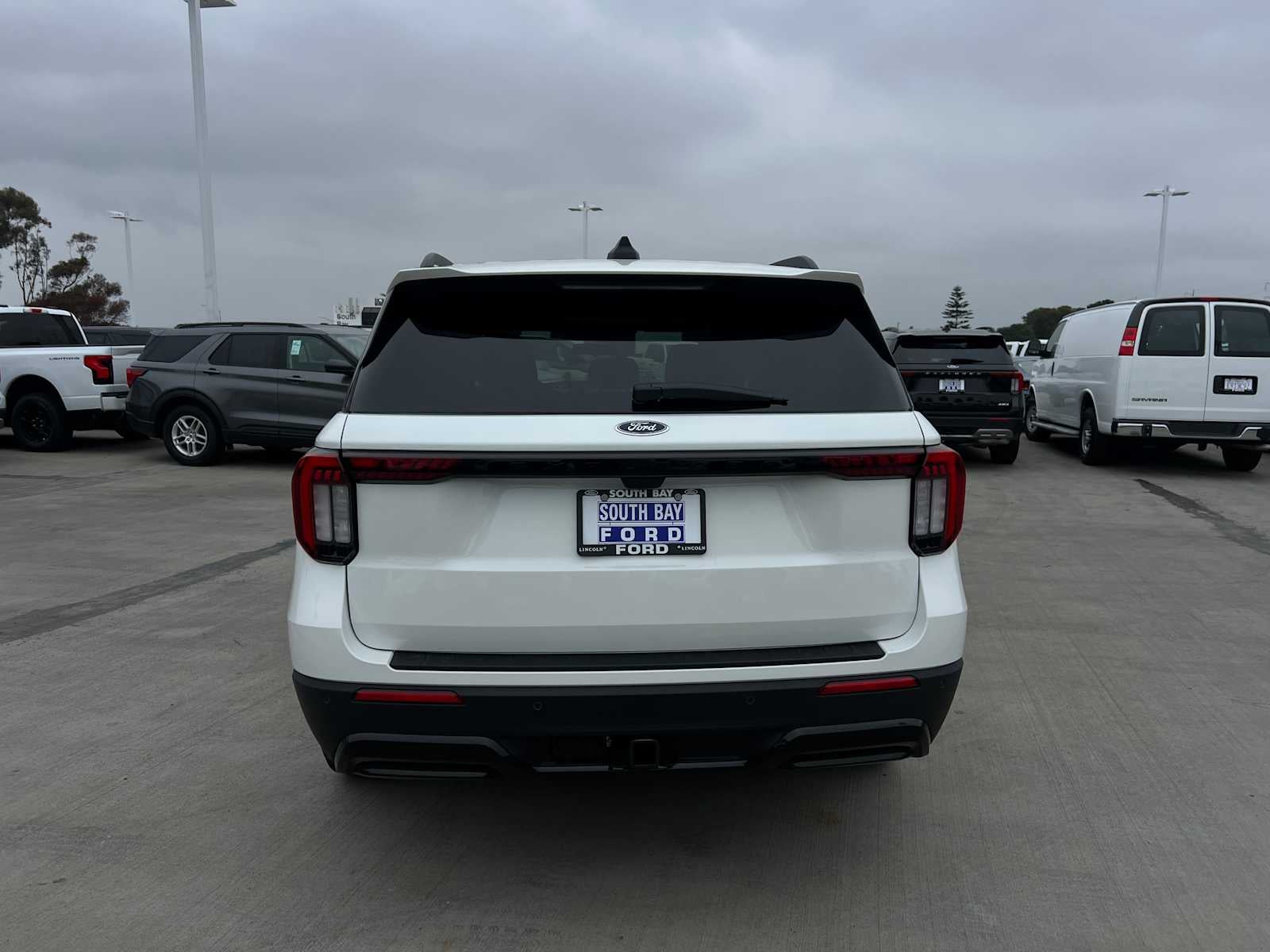 2026 Ford Explorer ST-Line
