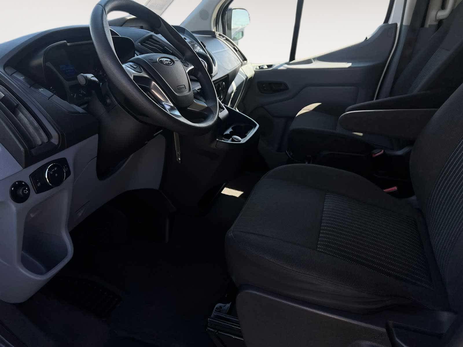 2018 Ford Transit Passenger Wagon XL