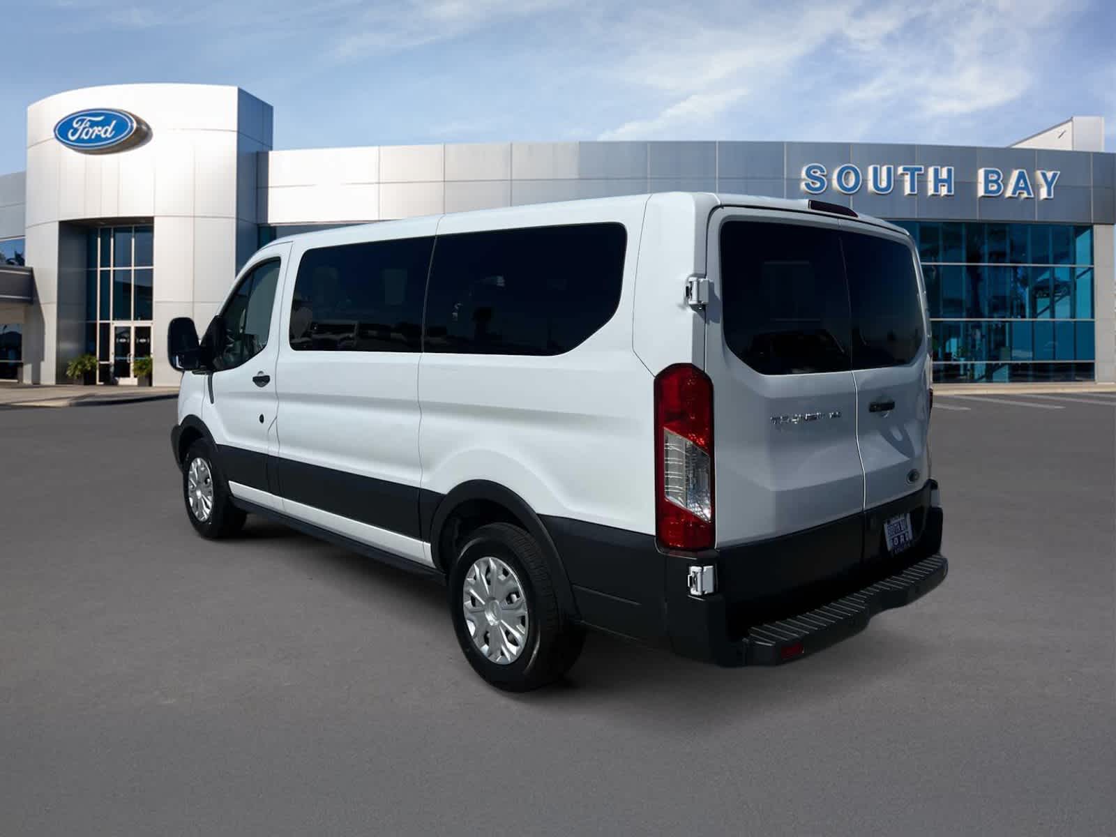 2018 Ford Transit Passenger Wagon XL