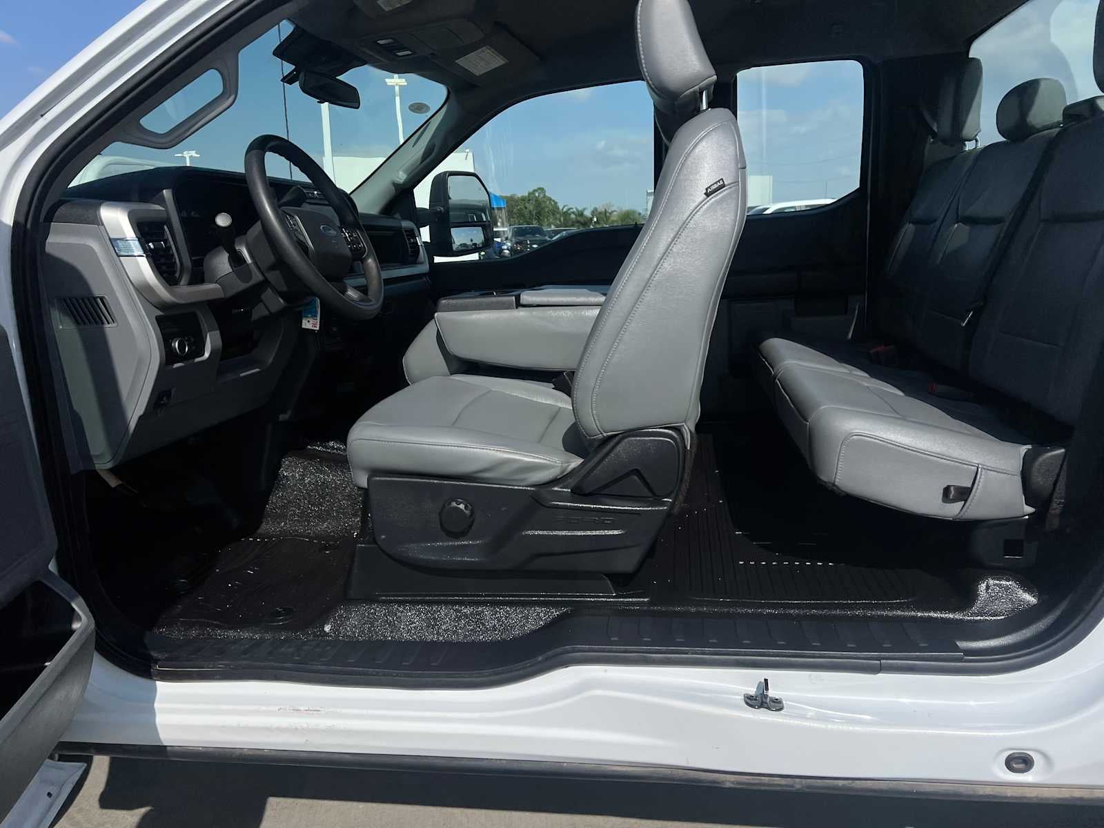 2023 Ford Super Duty F-250 SRW XL