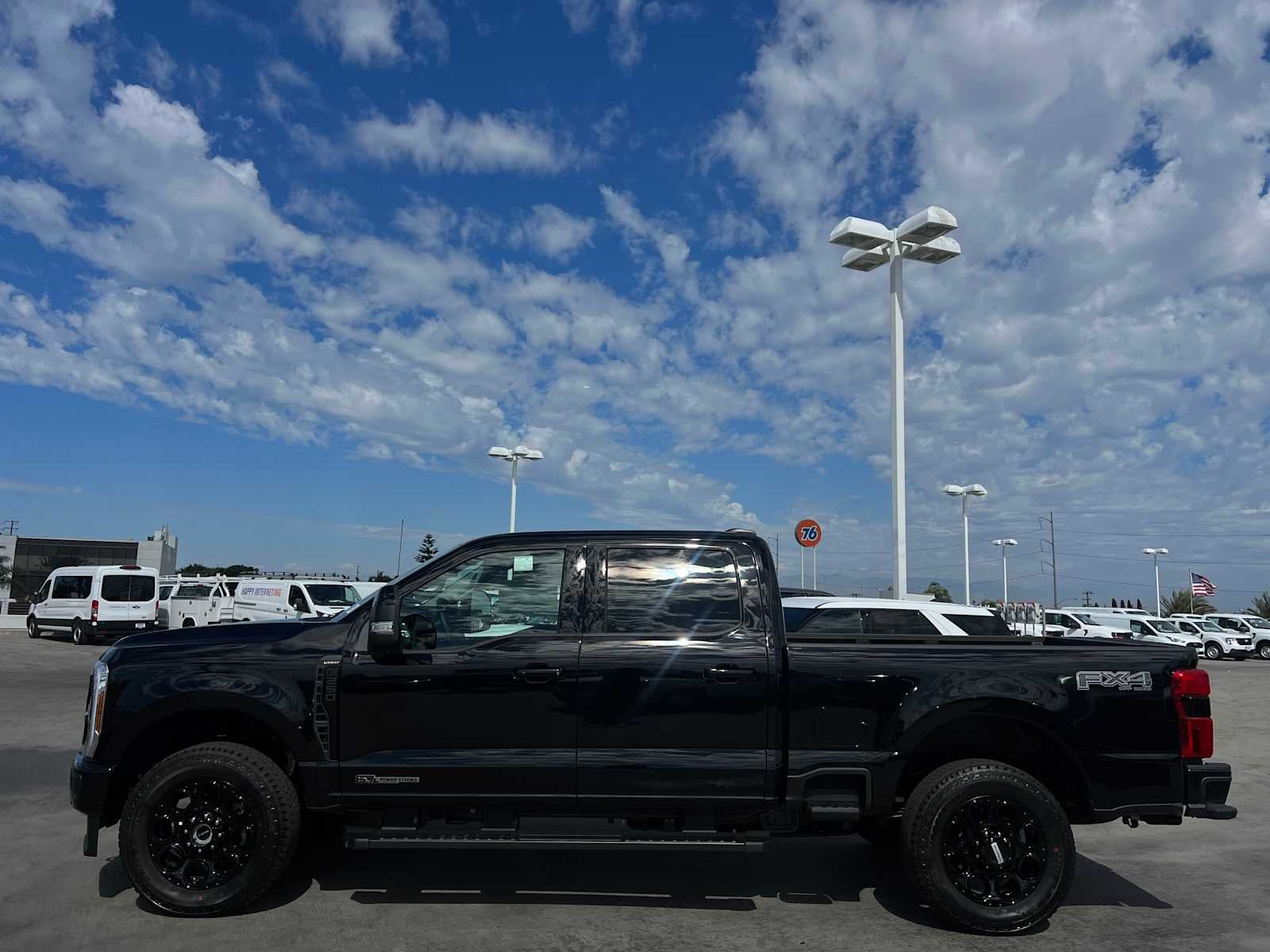 2026 Ford Super Duty F-250 SRW LARIAT