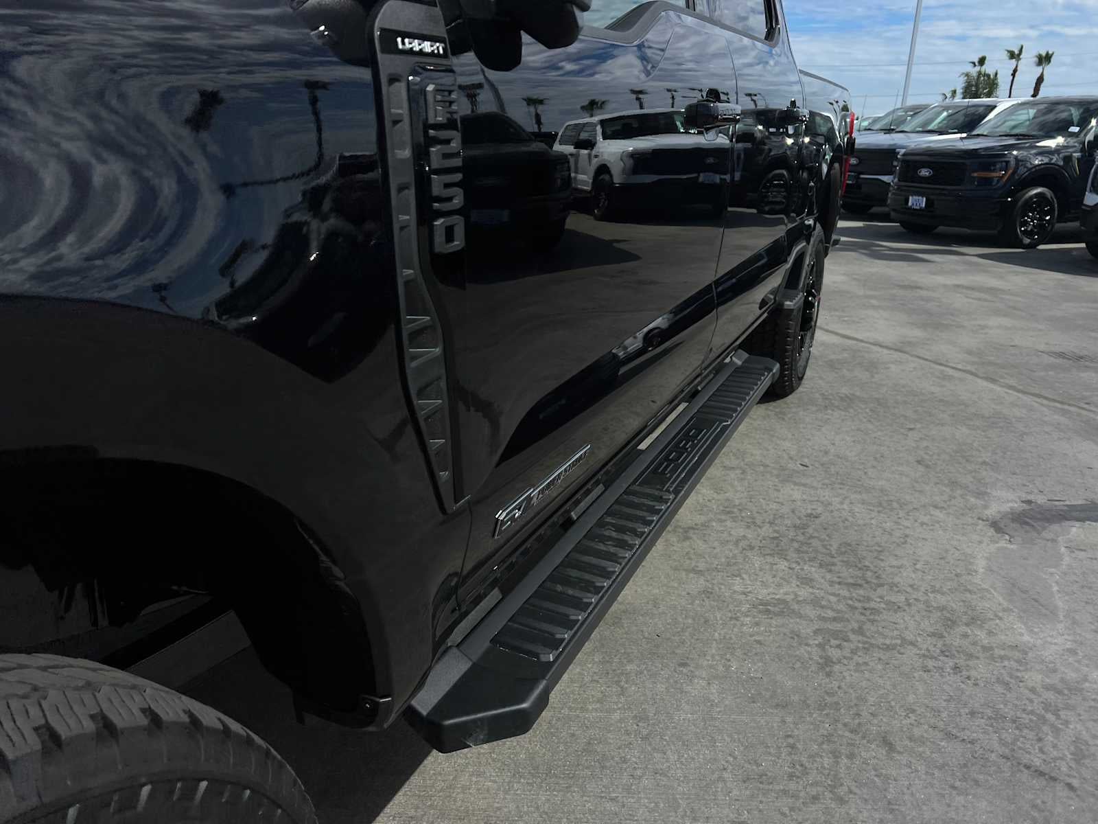 2026 Ford Super Duty F-250 SRW LARIAT