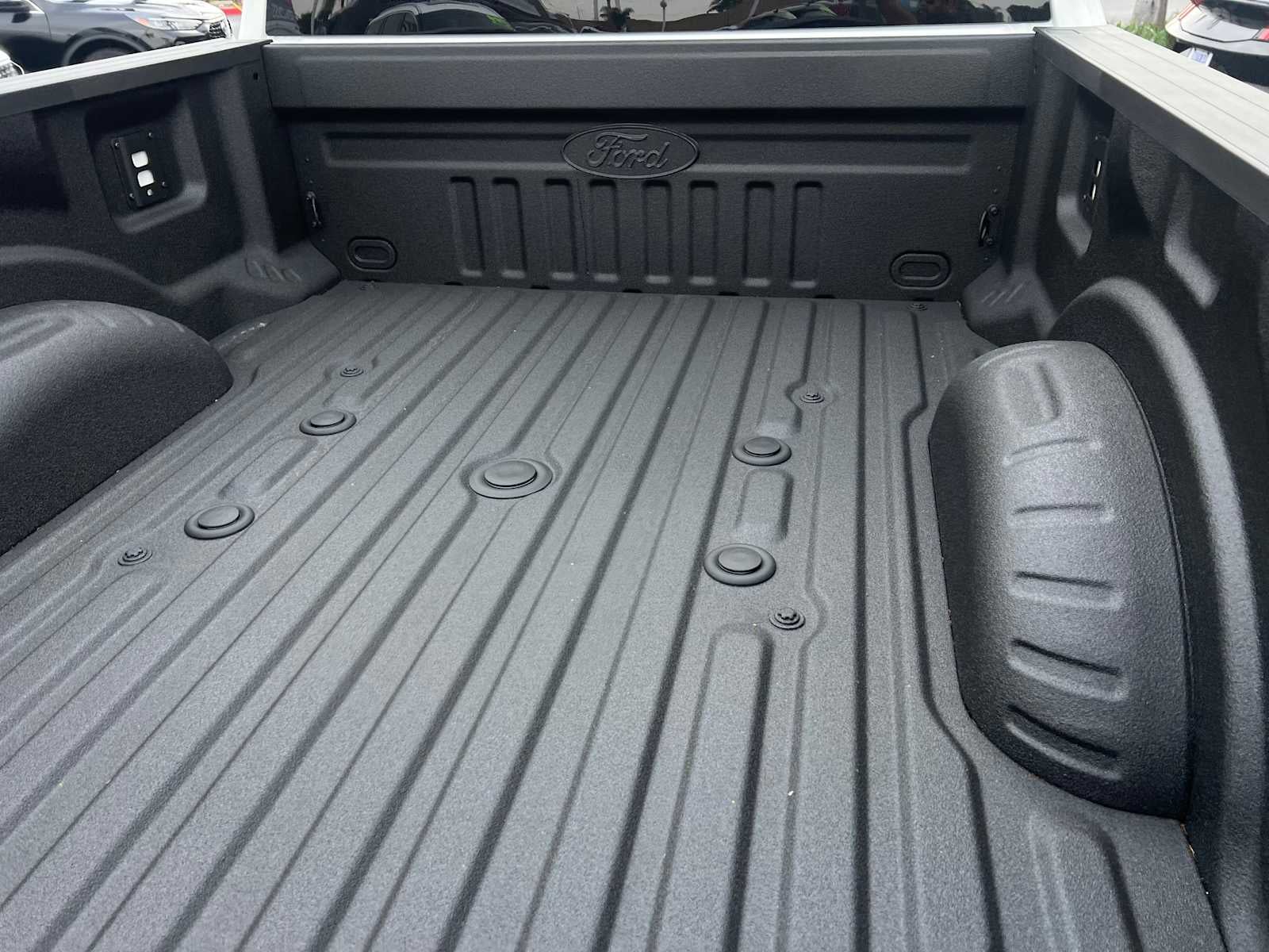 2026 Ford Super Duty F-350 SRW F-350® Platinum®