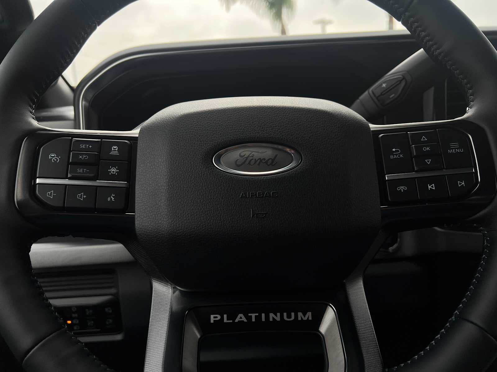 2026 Ford Super Duty F-350 SRW F-350® Platinum®