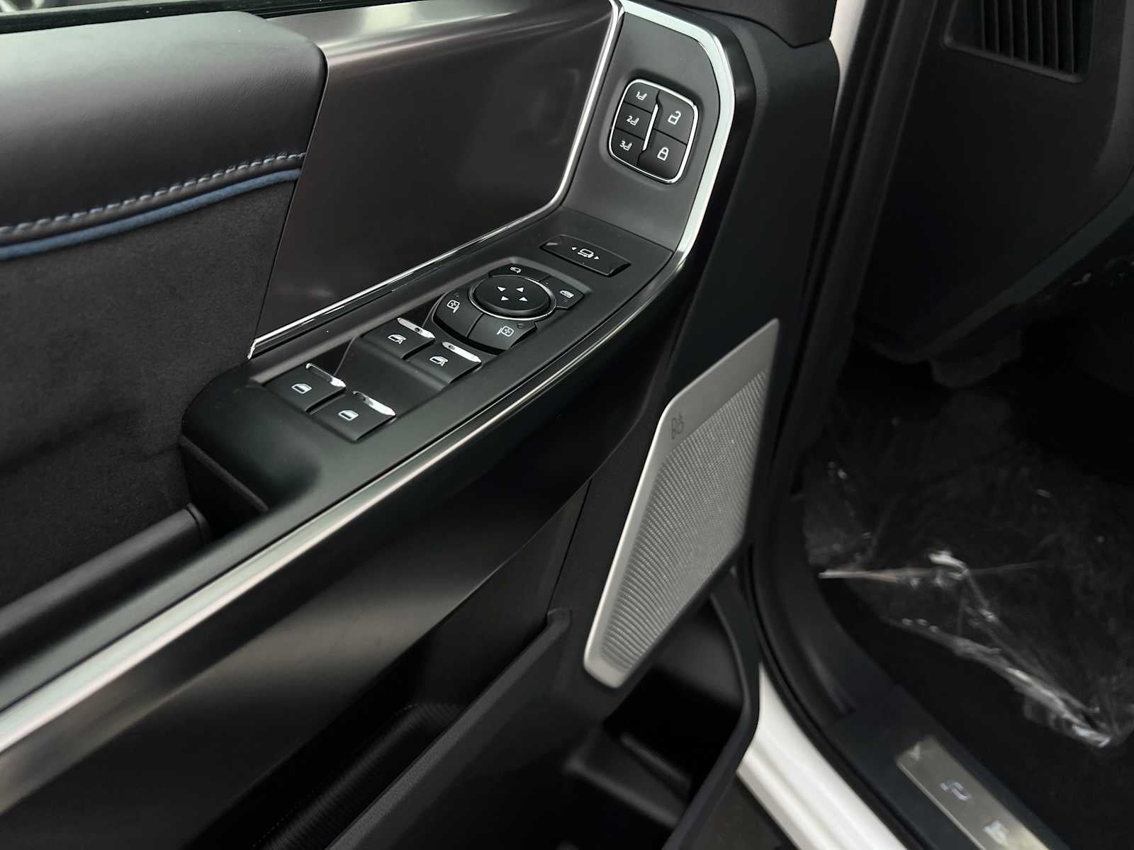 2026 Ford Super Duty F-350 SRW F-350® Platinum®