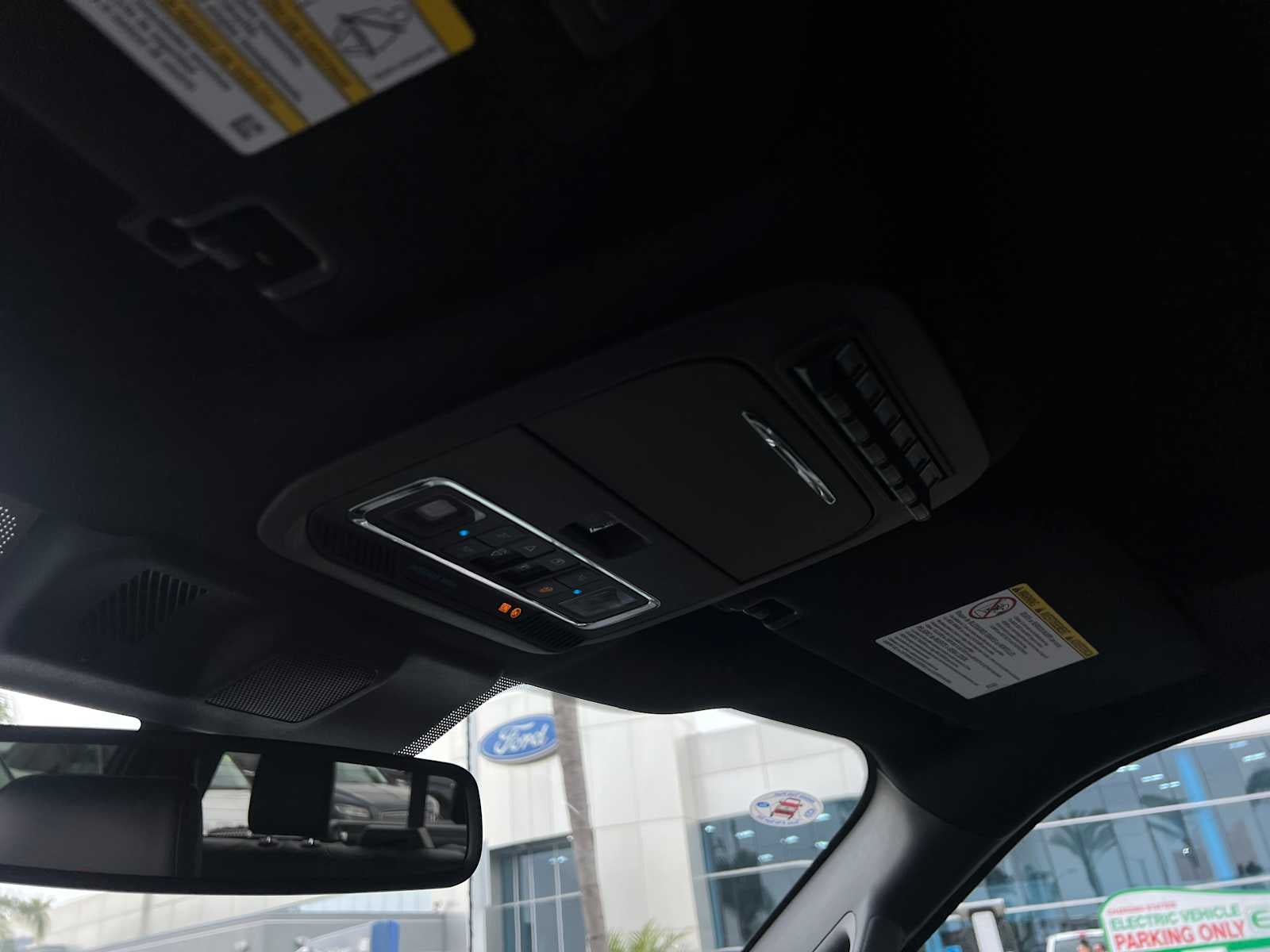 2026 Ford Super Duty F-350 SRW F-350® Platinum®