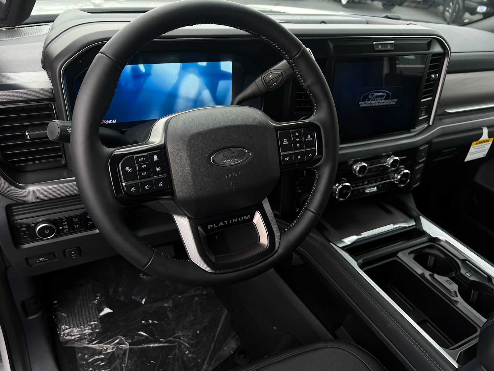 2026 Ford Super Duty F-350 SRW F-350® Platinum®