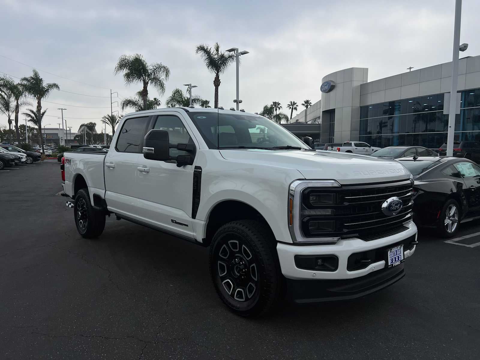 2026 Ford Super Duty F-350 SRW F-350® Platinum®