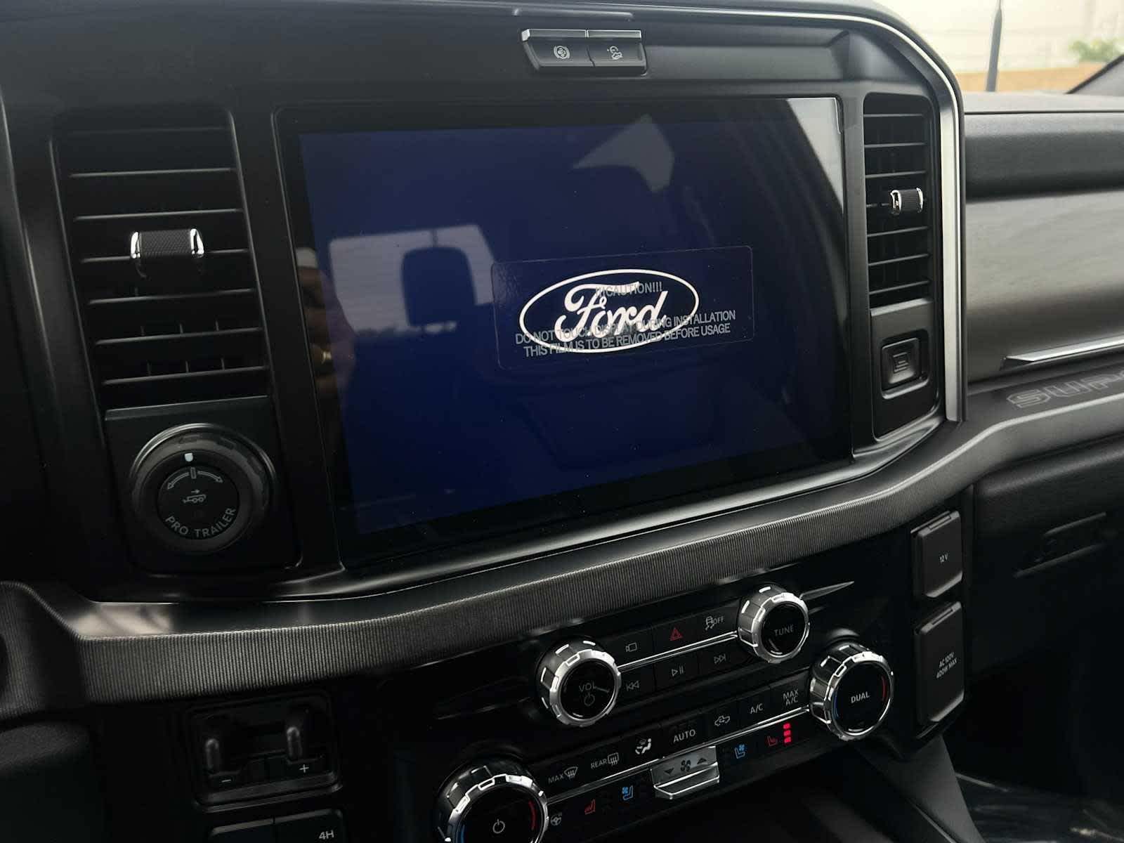 2026 Ford Super Duty F-350 SRW F-350® Platinum®