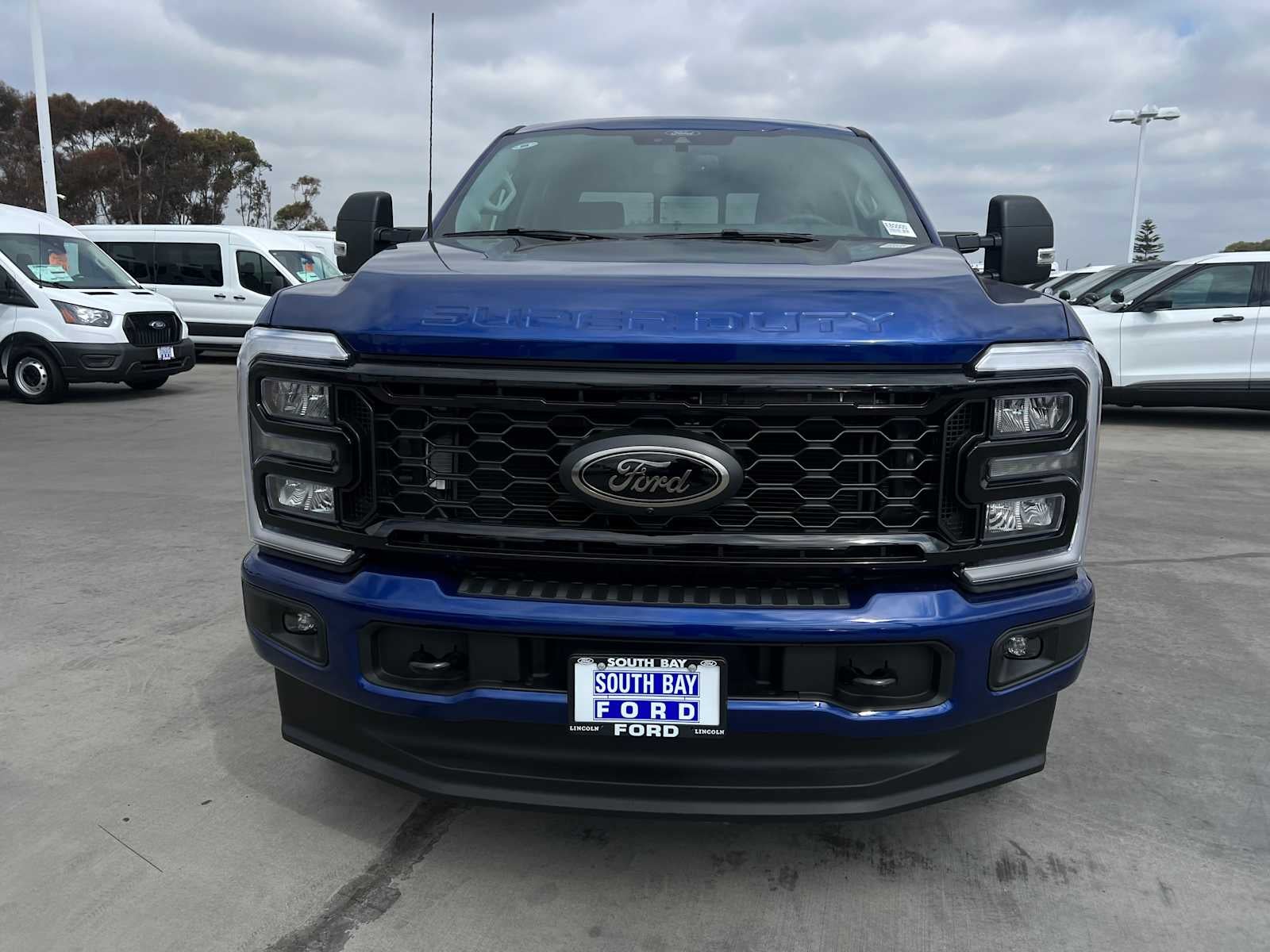 2026 Ford Super Duty F-350 SRW XLT