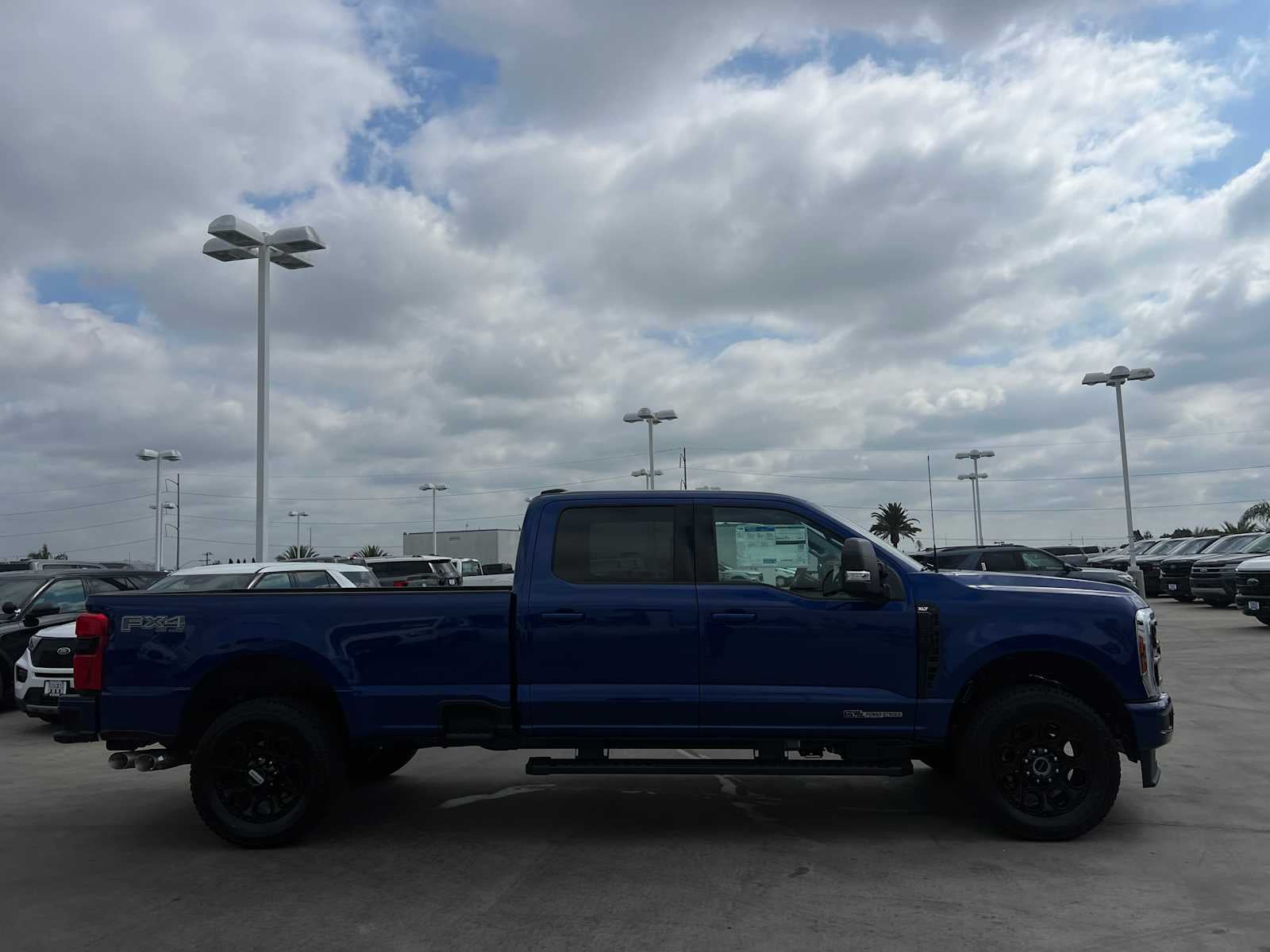 2026 Ford Super Duty F-350 SRW XLT