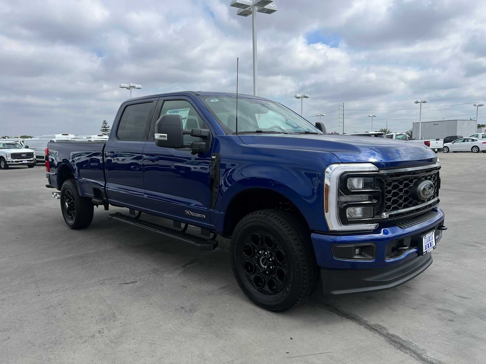 2026 Ford Super Duty F-350 SRW XLT