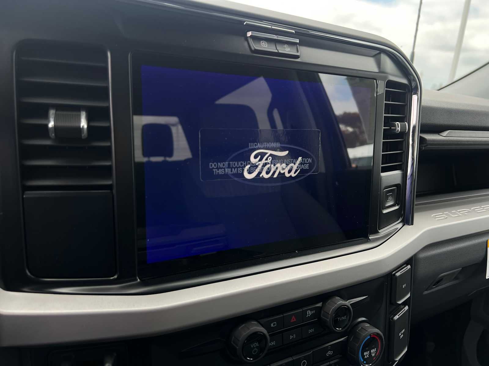 2026 Ford Super Duty F-350 SRW XLT