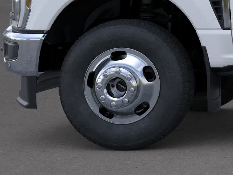 2026 Ford Super Duty F-350 DRW LARIAT