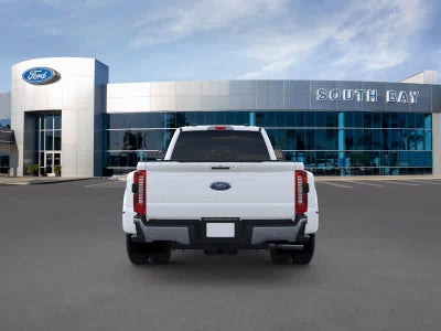 2026 Ford Super Duty F-350 DRW LARIAT