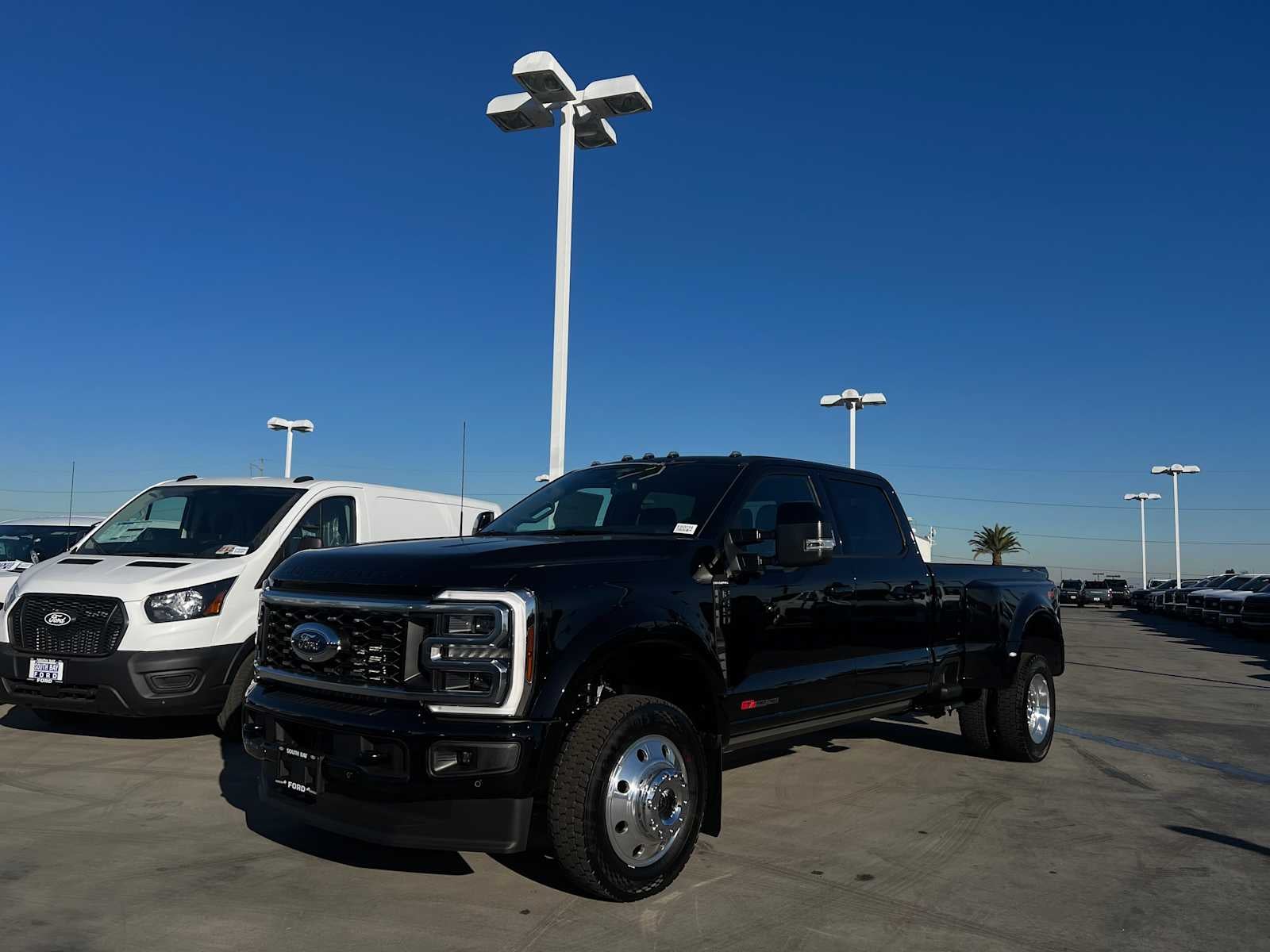 2026 Ford Super Duty F-450 DRW Platinum