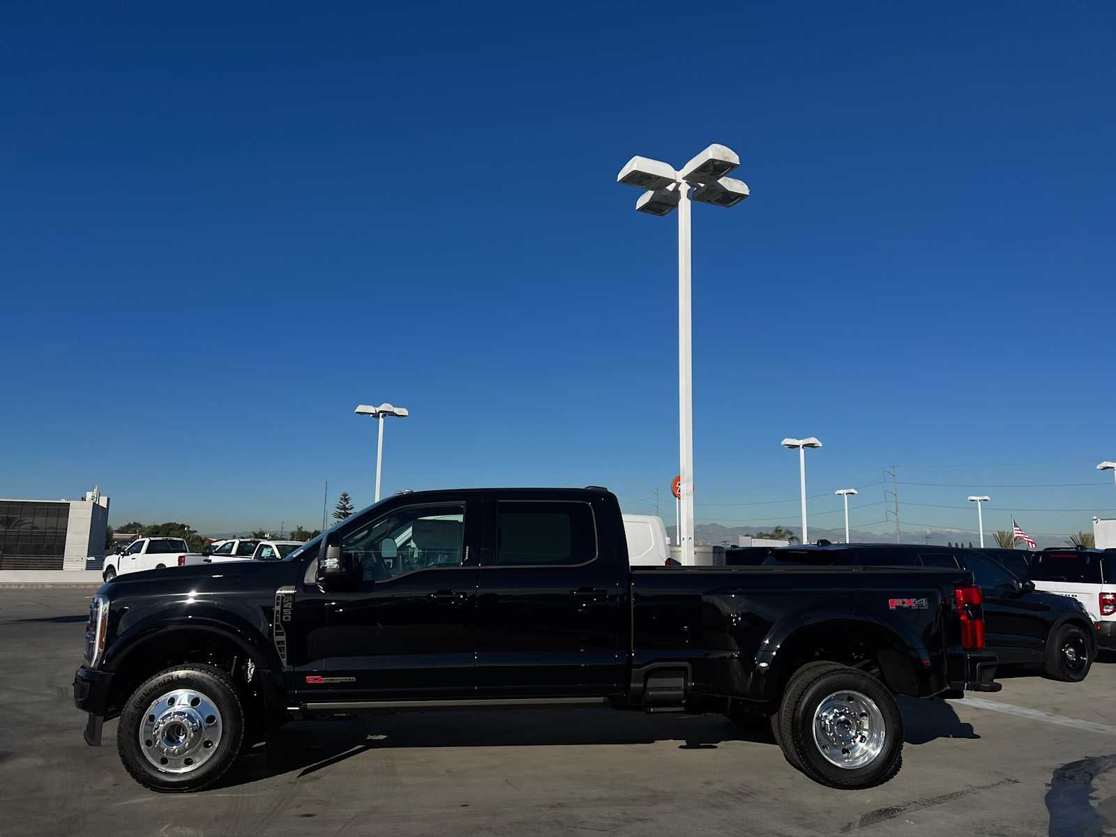 2026 Ford Super Duty F-450 DRW Platinum
