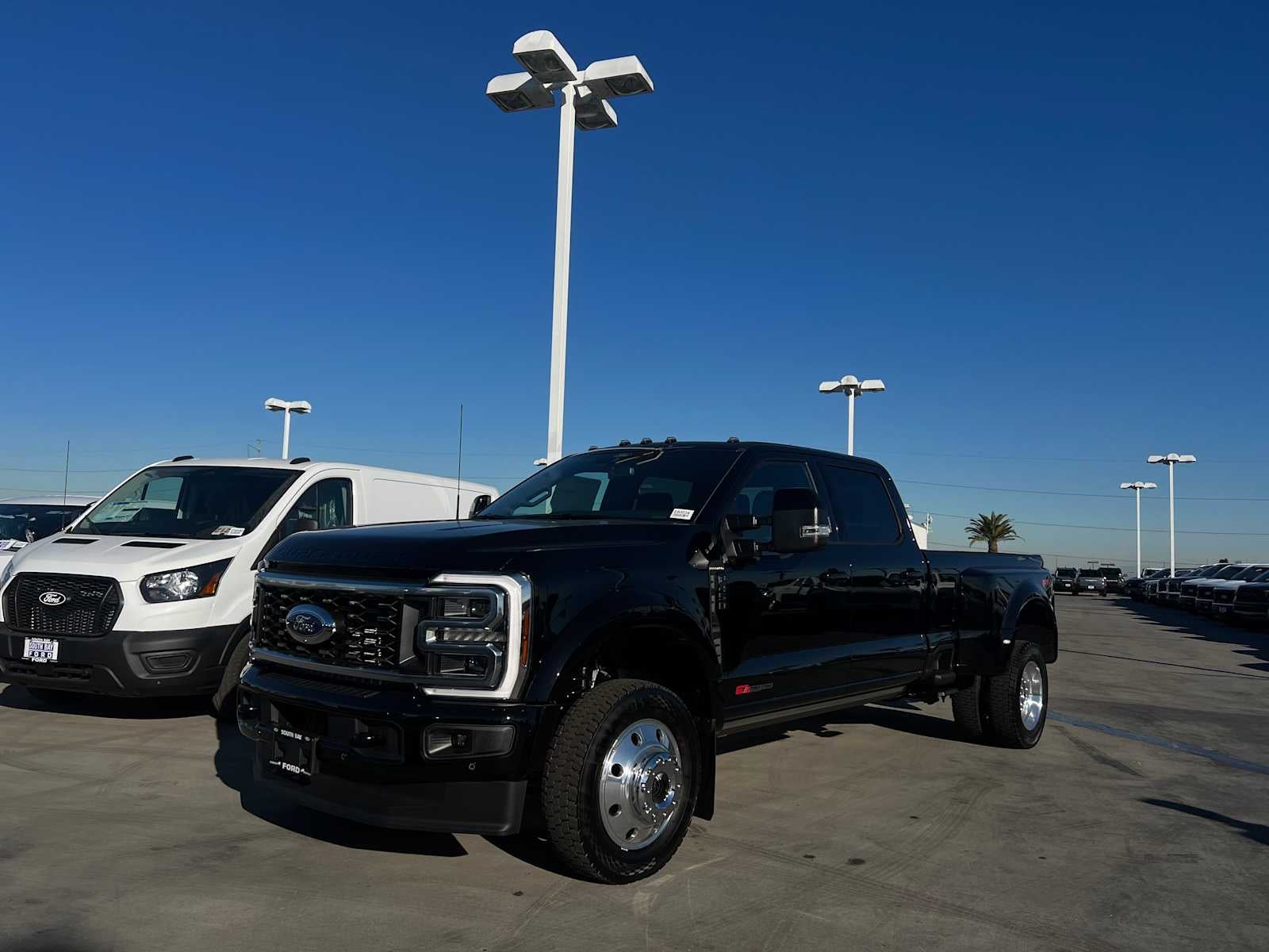 2026 Ford Super Duty F-450 DRW Platinum