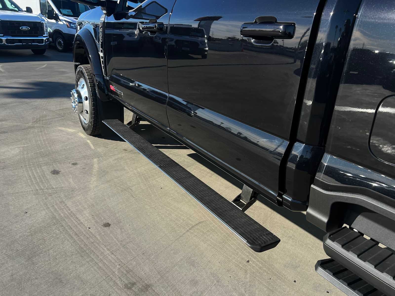 2026 Ford Super Duty F-450 DRW Platinum