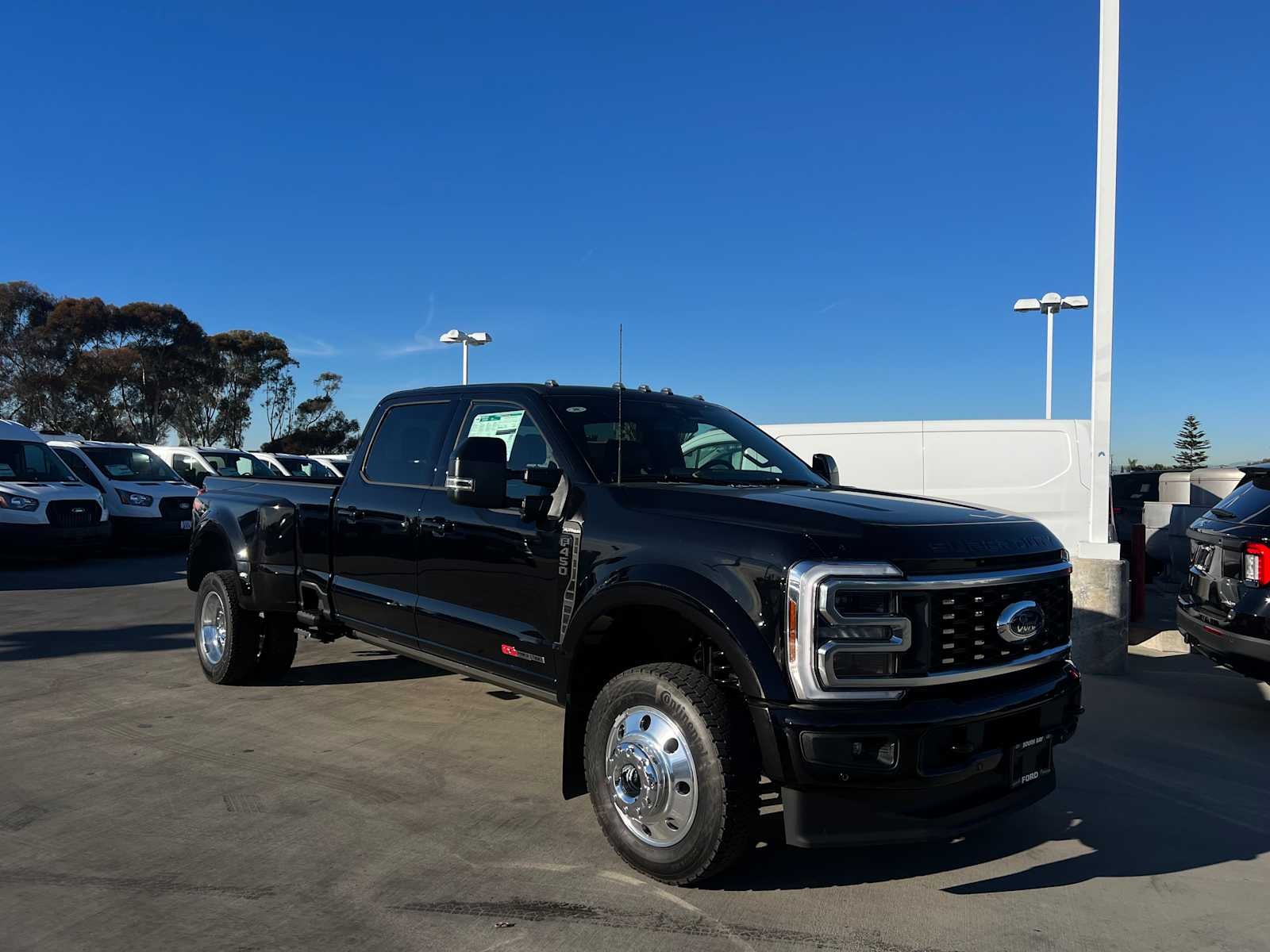 2026 Ford Super Duty F-450 DRW Platinum
