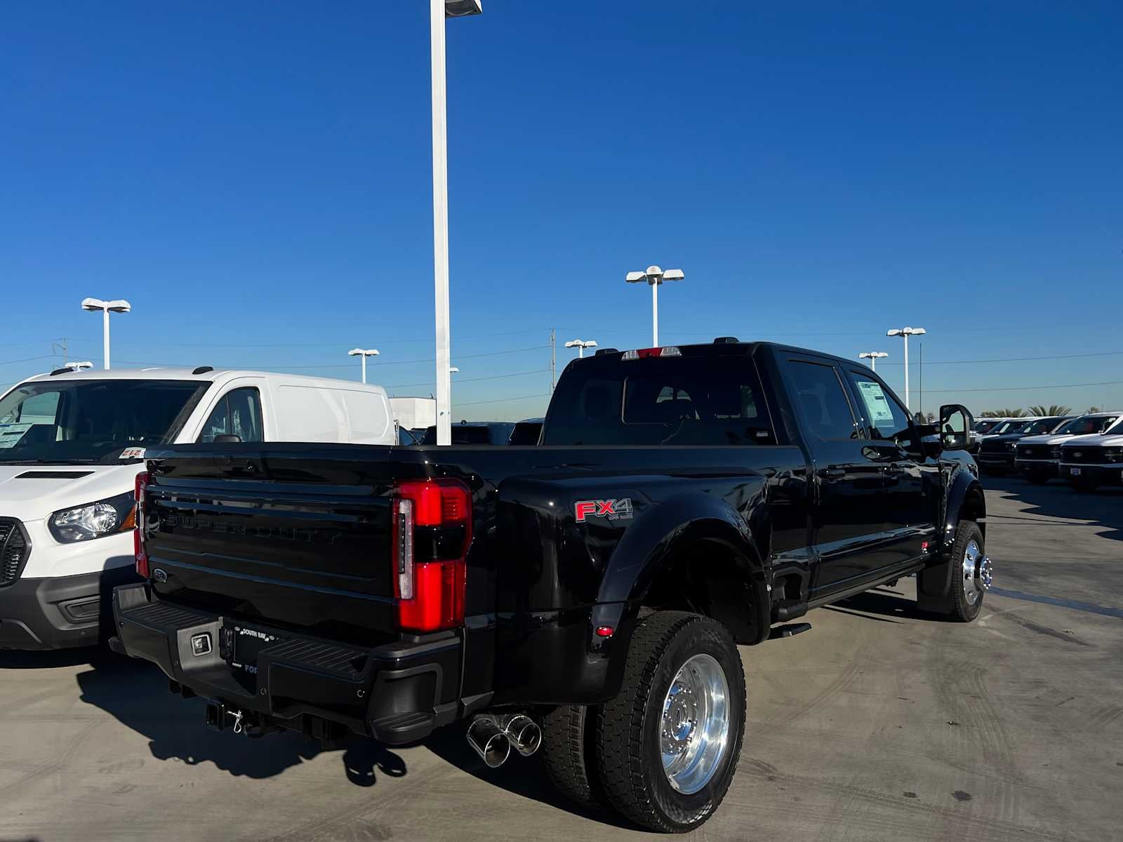 2026 Ford Super Duty F-450 DRW Platinum