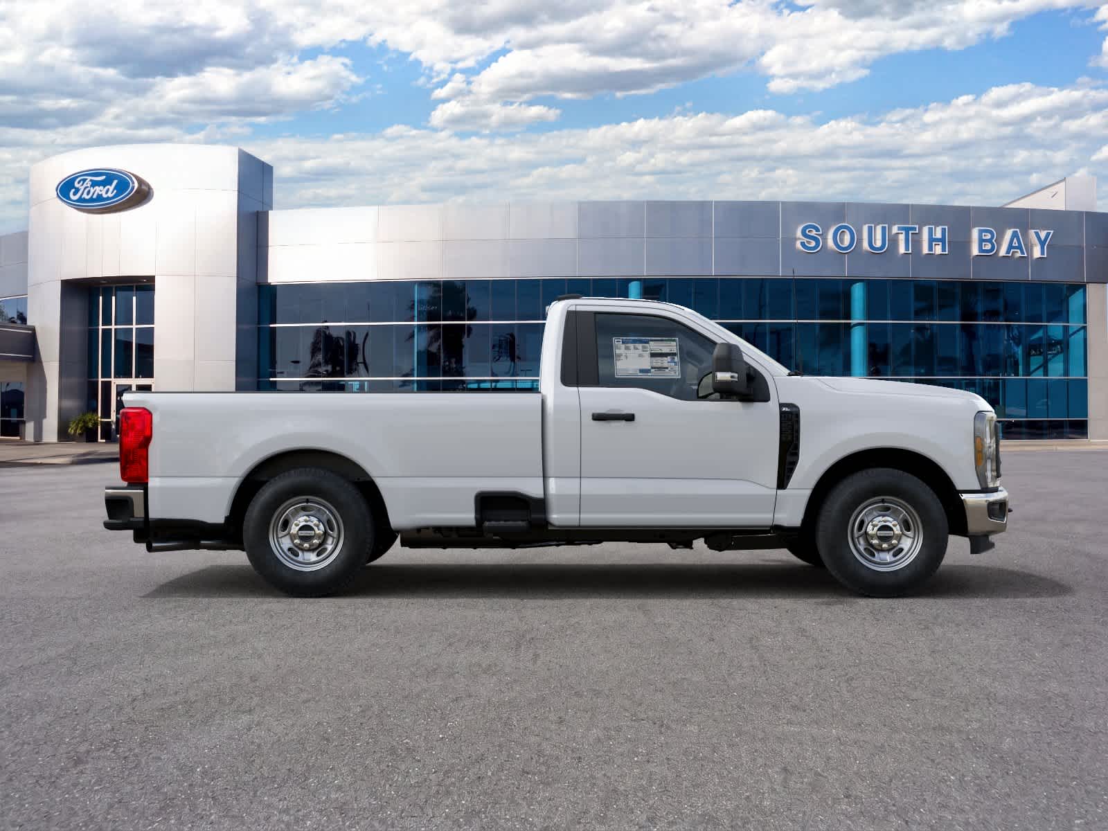 2027 Ford Super Duty F-250 SRW XL