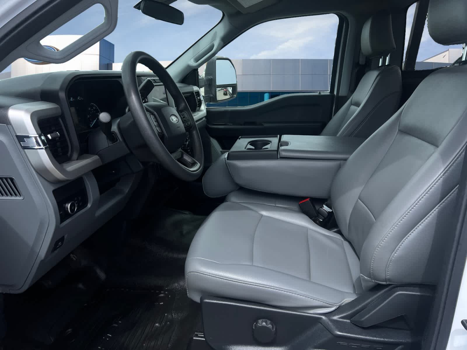 2024 Ford Super Duty F-250 Pickup XL