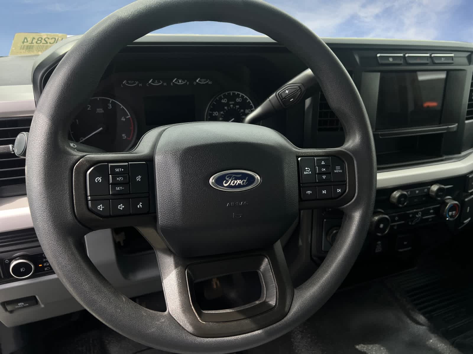 2024 Ford Super Duty F-250 Pickup XL