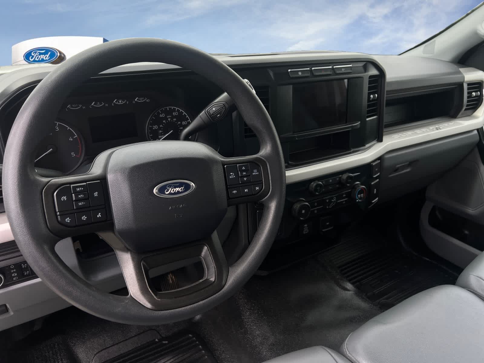 2024 Ford Super Duty F-250 Pickup XL