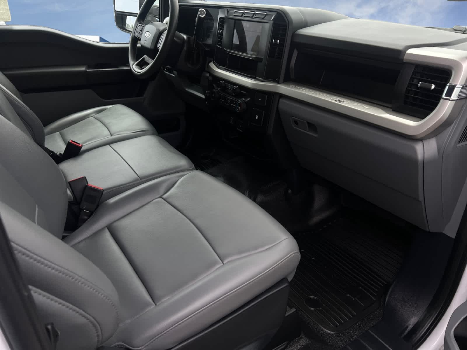 2024 Ford Super Duty F-250 Pickup XL