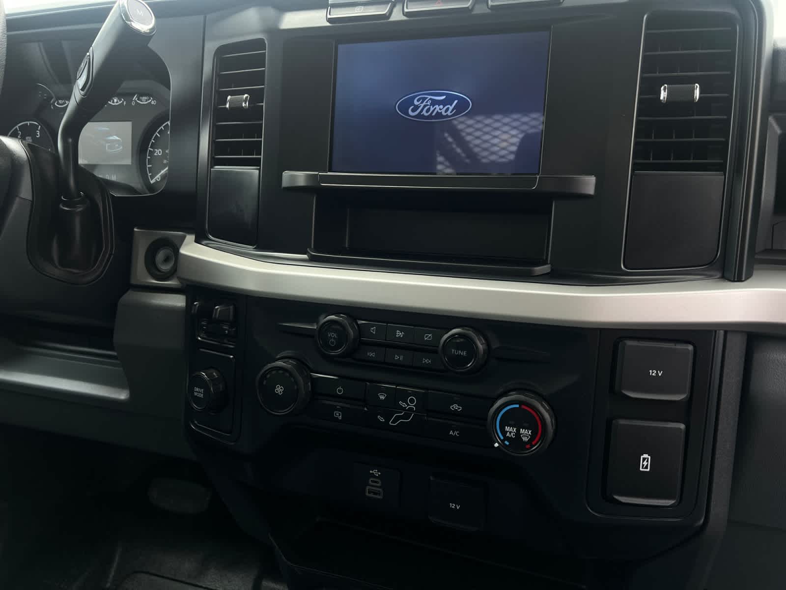 2024 Ford Super Duty F-250 Pickup XL