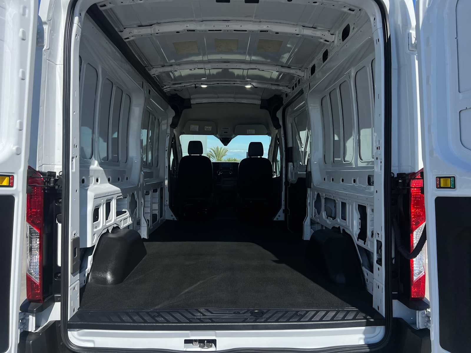 2024 Ford Transit Cargo Van 148 WB Medium Roof Cargo