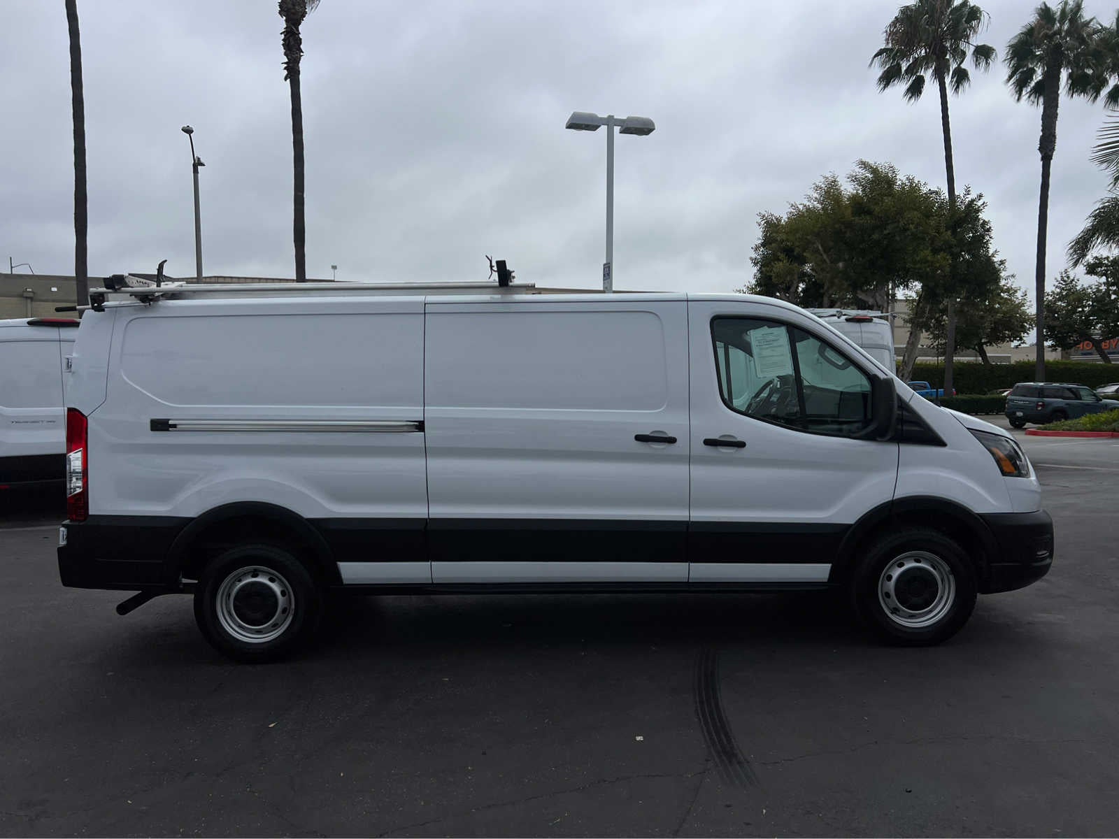 2021 Ford Transit T-250 130" Low Rf 9070 GVWR RWD