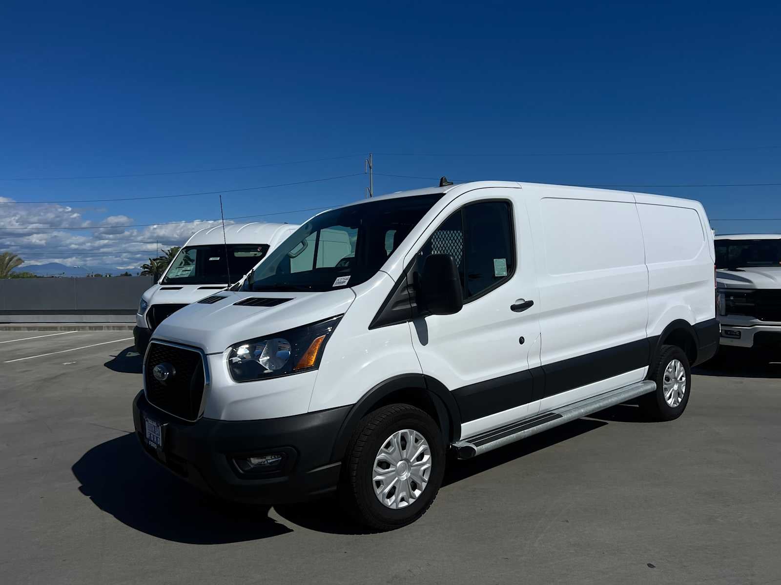 2024 Ford Transit T-250 130" Low Rf 9070 GVWR RWD