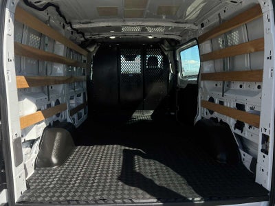 2024 Ford Transit T-250 130" Low Rf 9070 GVWR RWD