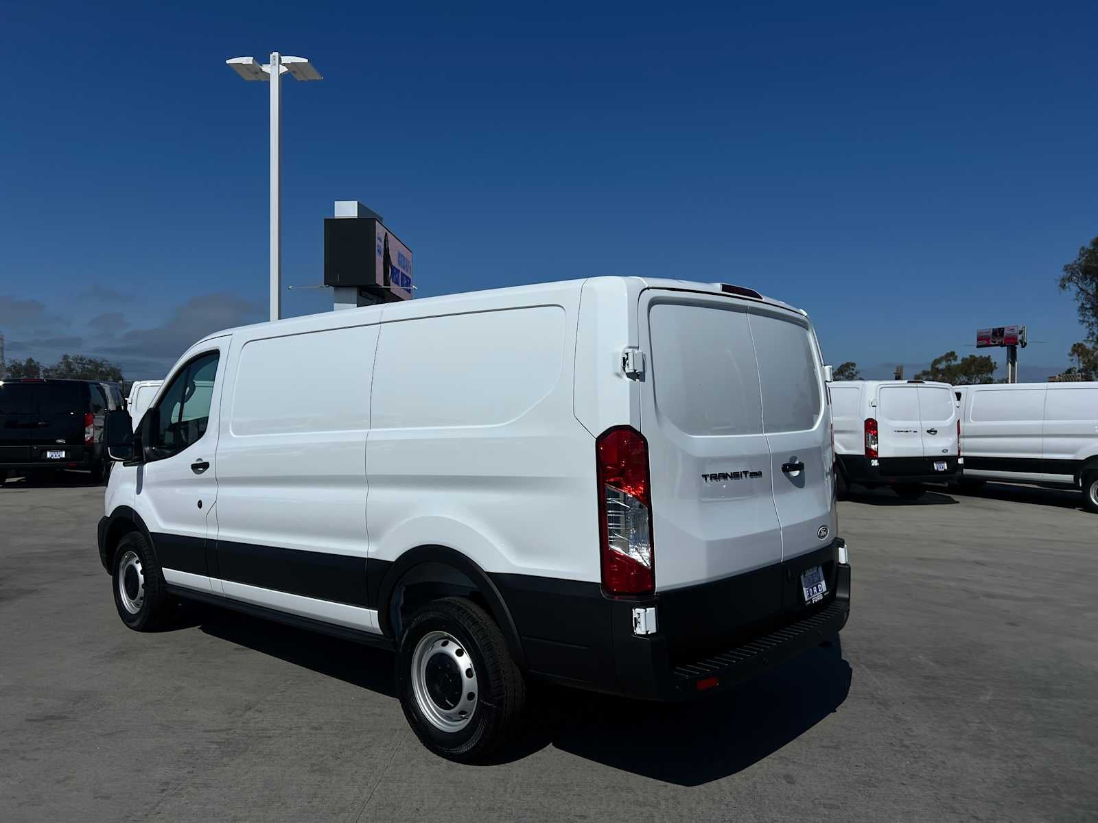 2026 Ford Transit T-250 130" Low Rf 9150 GVWR RWD
