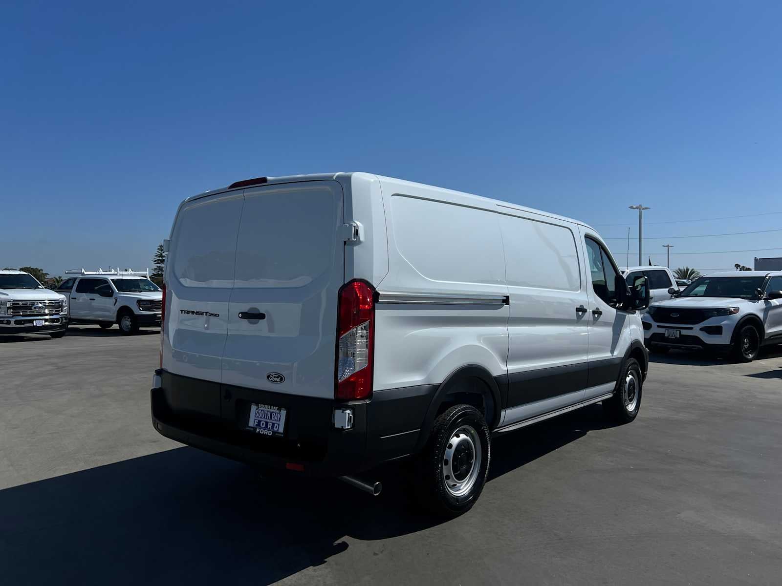 2026 Ford Transit T-250 130" Low Rf 9150 GVWR RWD