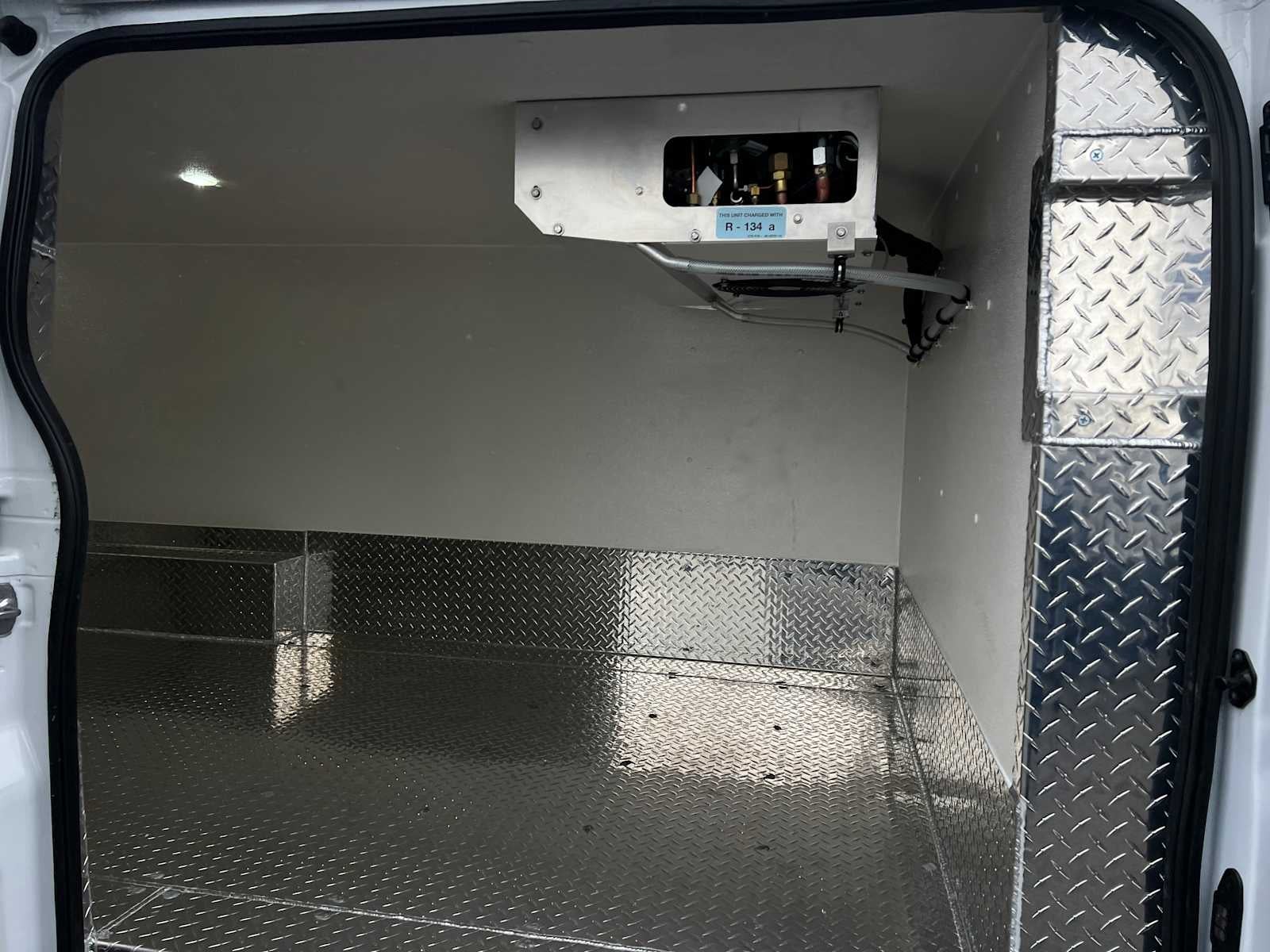 2023 Ford Transit T-350 148" Low Rf 9500 GVWR RWD