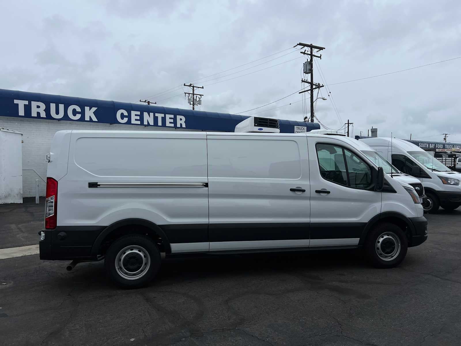 2023 Ford Transit T-350 148" Low Rf 9500 GVWR RWD